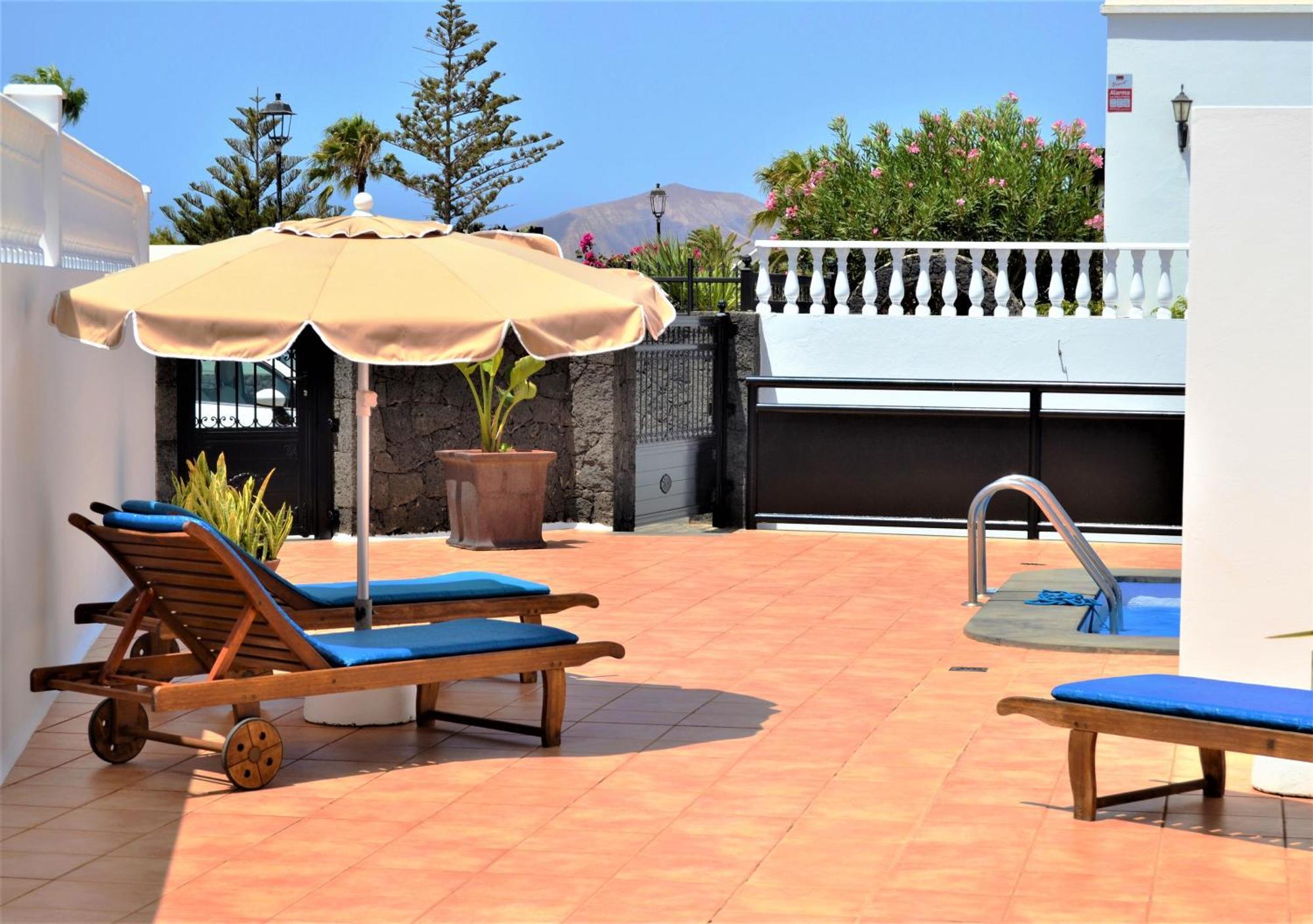 Grand Villa Famara Puerto Del Carmen Puerto del Carmen  Exteriér fotografie